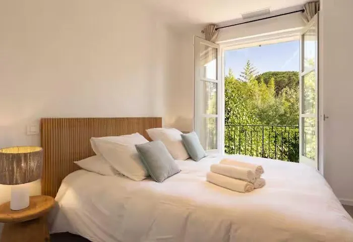 Charming House - Ac - 4br-8p -